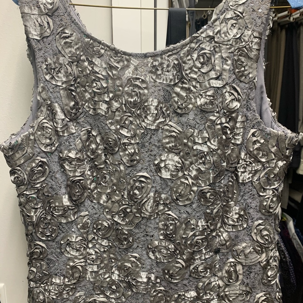 Super cute shirt!! Worn once!